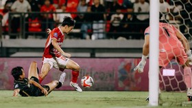Hasil Super League: Diwarnai Flare, Bali United Hajar Bhayangkara FC