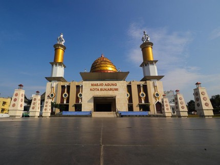 10 Tempat Wisata Dekat Stasiun Sukabumi, Jelajahi Alam hingga Alun-Alun