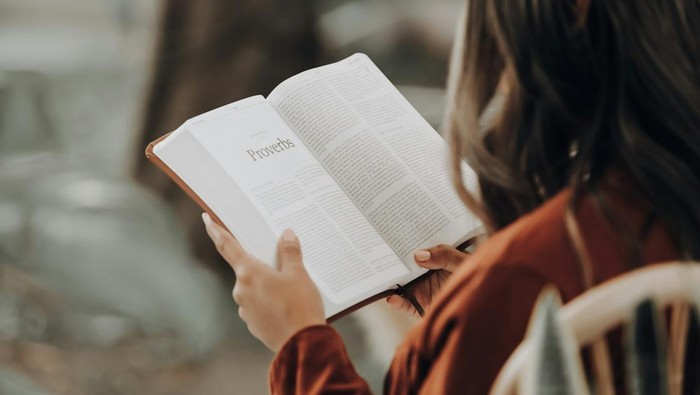 5 Rekomendasi Buku dengan Vibe Fairy Tale Terbaik