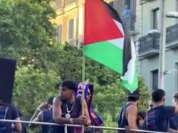 Video Hansi Flick Gak Suka Lihat Yamal Kibarkan Bendera Palestina