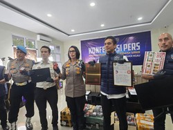 Polisi Bongkar Judi Online Internasional di Batam, 24 WNA Diamankan