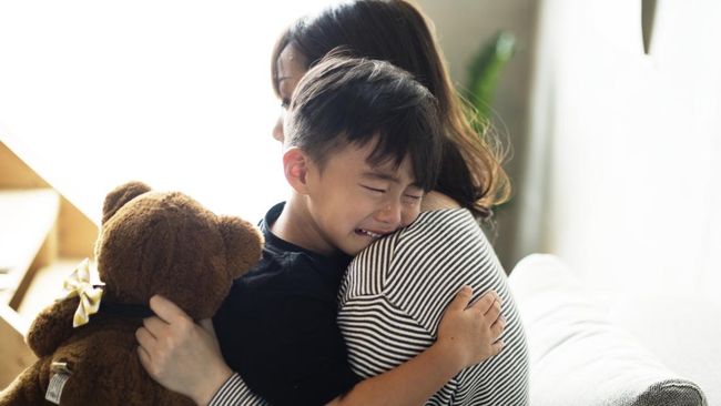 Psikolog Ungkap Tanda Orang Tua Overprotective, Anak Bisa Jadi Tak Mandiri