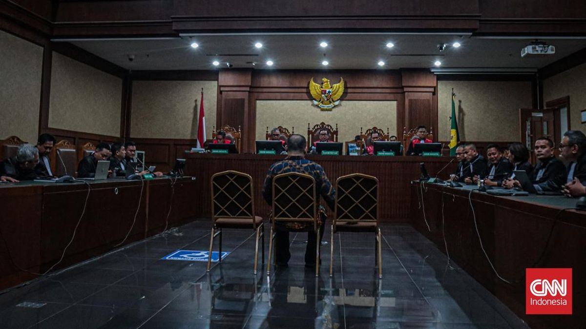 Hakim: Mark Up Rp4 Juta per Unit Laptop era Nadiem, RI Rugi Rp5,2 T