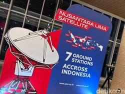Satelit Nusantara Lima Jadi Andalan Agar Warga RI Merdeka Internet