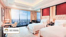 Lepas Penat di Rooftop Mewah Trans Luxury Hotel Surabaya