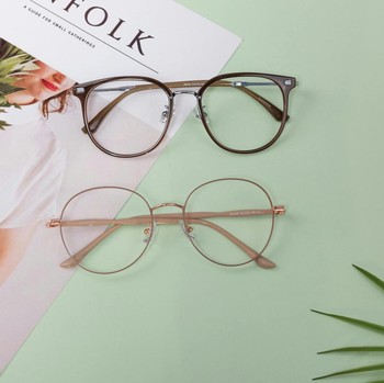 5 Bentuk Frame Kacamata yang Perlu Kamu Kenali