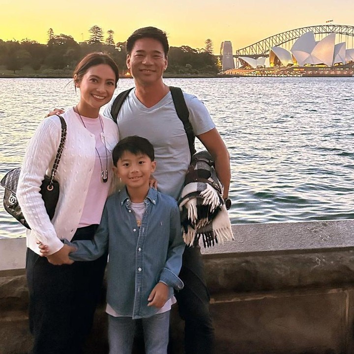 <p>Artis Rini Yulianti resmi menikah dengan pria asal Korea Selatan bernama Michael Andrew Ha pada 8 Juni 2014. Setelah lebih dari sepuluh tahun membangun bahtera rumah tangga, keduanya kini telah dikaruniai seorang putra bernama Xavier Young Min Ha. (Foto: Instagram @riniyulianti)</p>