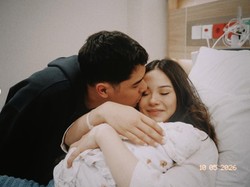Pamer Foto Bareng Baby Soso, Wajah Anak Alyssa Daguise Disebut Bule Banget