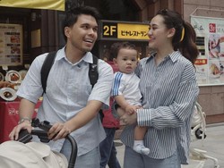 Senjata Rahasia Thariq Halilintar & Aaliyah Massaid Bikin Bayi Kalem di Perjalanan