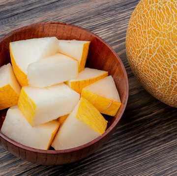 7 Manfaat Rutin Sarapan Semangkuk Melon di Pagi Hari