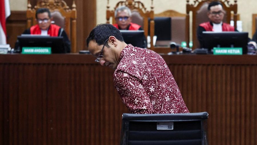 Mantan Menteri Pendidikan, Kebudayaan, Riset, dan Teknologi Nadiem Anwar Makarim dituntut balasan 18 tahun penjara saat sidang lanjutan di Pengadilan Tipikor, Jakarta, Rabu (13/5/2026). Jaksa menyakini Nadiem bersalah dalam kasus dugaan tindak pidana