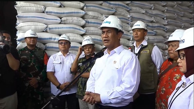 Importir Malaysia Datang ke Surabaya Minta Beras RI 500 Ribu Ton
