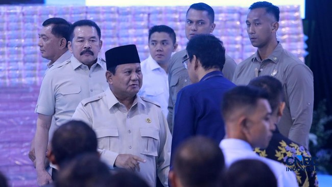 Prabowo Puas Dapat Kabar Gaji Hakim RI Lebih Tinggi dari Malaysia