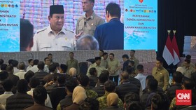 Prabowo Sindir Birokrat Sengaja Persulit Izin, Cari Celah Minta Uang