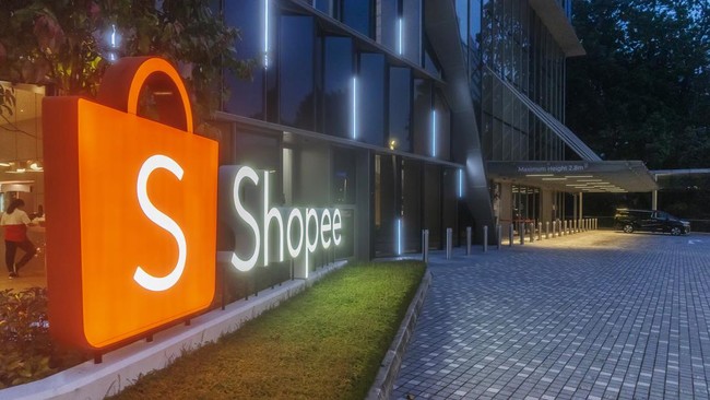 Shopee Indonesia alokasikan Rp165 miliar untuk voucher promosi UMKM 2025, dorong daya beli produk lokal dan tingkatkan penjualan seller.
