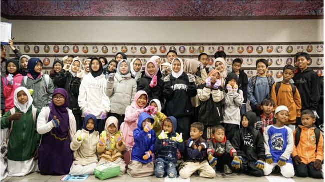 Kegiatan ini menjadi tradisi di mana setiap unit hotel CT Corp Hospitality selalu memulai perjalanan dengan berbagi kepada sesama sebelum resmi beroperasi.