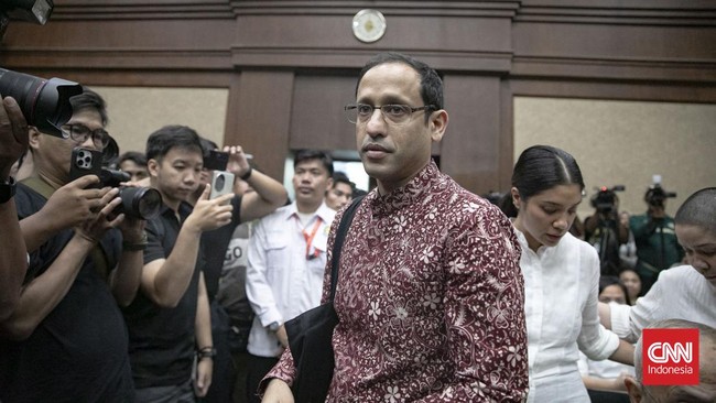 Jaksa ingin majelis hakim Pengadilan Tipikor menghukum Nadiem Makarim membayar uang pengganti sejumlah Rp5,6 tiriliun.