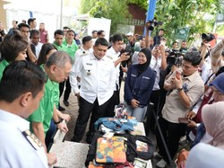 Makassar Perkuat Ekonomi Sirkular, Sampah Disulap Jadi Produk Fesyen Berkelas