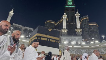 FOTO: Tawaf Jemaah Haji dari Seluruh Dunia di Kakbah