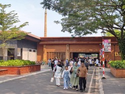 Momen Libur Kenaikan Yesus Kristus, TMII Hari Ini Ramai Pengunjung
