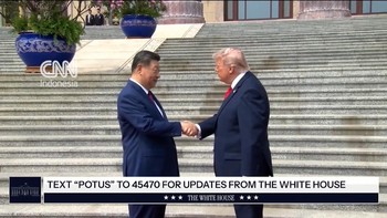 Momen Donald Trump dan Xi Jinping Berjabat Tangan