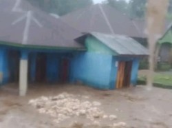 Banjir di Manggarai NTT, 8 Rumah Terendam-9 KK Mengungsi