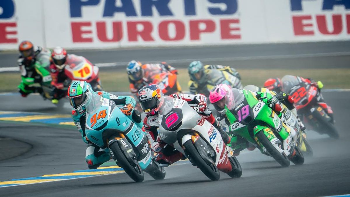 Hasil Kualifikasi Moto3 Catalunya: Veda Ega Tak Lolos Q2, Perrone Pole