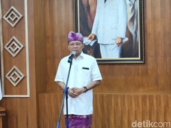 Koster Tergetkan Pungutan Wisatawan Asing Capai Rp 500 Miliar pada 2026