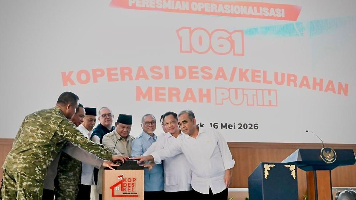 Menkop Sambut Peresmian Operasional 1.061 KDKMP Jatim dan Jateng