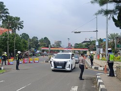 One Way ke Jakarta Diterapkan di Puncak Bogor Libur Long Weekend Siang Ini