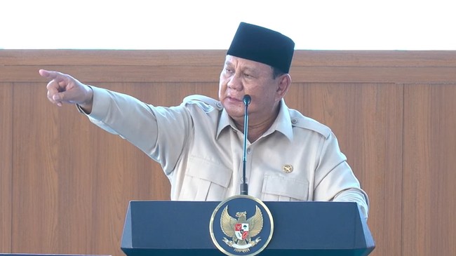 Presiden Prabowo Subianto meminta jajaran Polri dan TNI melakukan pembenahan institusi untuk memastikan anggotanya tidak mendukung kegiatan ilegal.