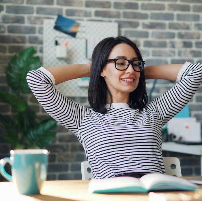 Ramalan zodiak Cancer, Leo, Virgo. Karier sedang bergerak cukup stabil.