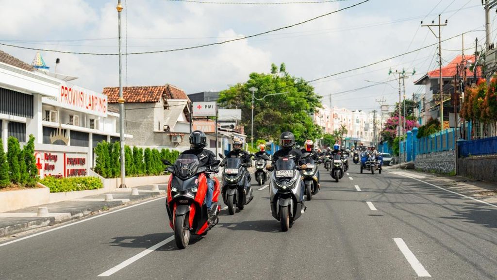 Komunitas Yamaha Maxi Tuntaskan Touring Lintas Pulau