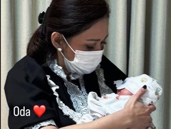 Gaya Maia Estianty Gendong Baby Soleil, Jam Tangan Rolex Pria Curi Atensi
