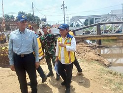 Menteri PU Cek Proyek Pembangunan Jembatan Buk Wedi Kota Pasuruan