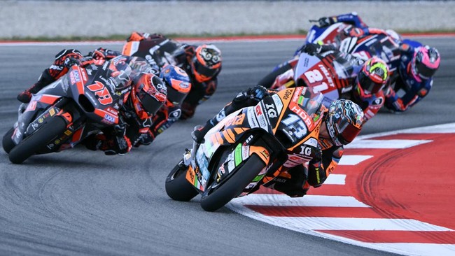 Pembalap Liqui Moly Dynavolt Intact GP, Manuel Gonzalez sukses menjadi pemenang Moto2 Catalunya 2026 di Sirkuit Barcelona, Minggu (17/5) sore WIB.