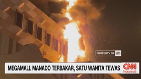 VIDEO: Mall Terbakar di Manado, Satu Karyawan Tewas