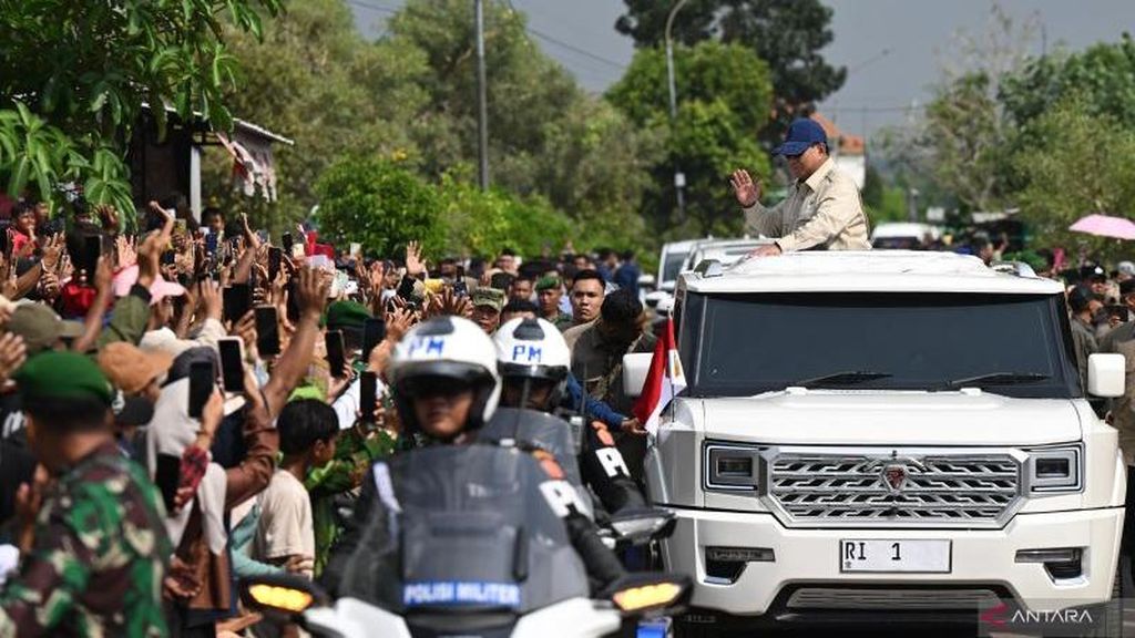 Sesuai Request, Pindad Siapkan Mobil Kaca Buat Prabowo