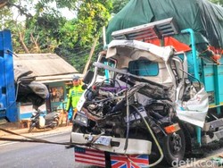 2 Truk Kecelakaan di Pantura Situbondo, Bocah 5 Tahun Tewas Terjepit