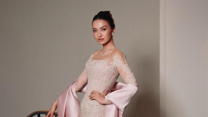Kebaya Go International, Ini Deretan Gaya Berkebaya di Red Carpet Dunia