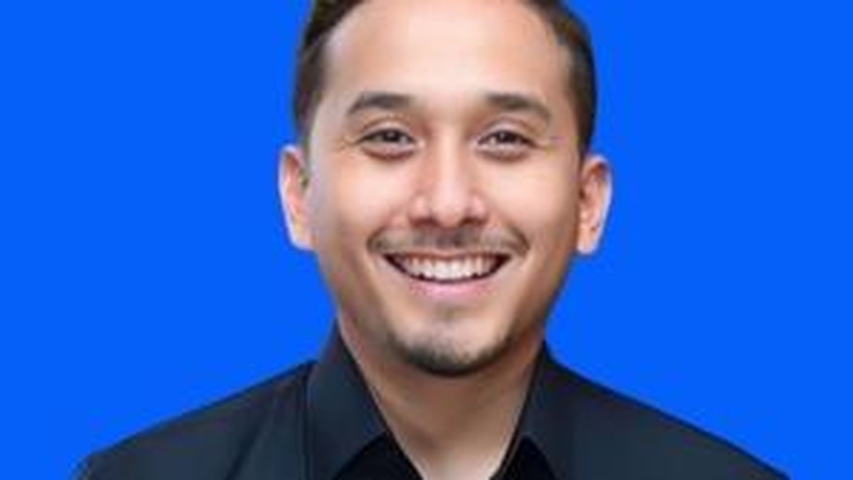 5 Pesona Kevin Gusnadi&comma; Politisi yang Diduga Jadi Pacar Baru Ayu Ting Ting