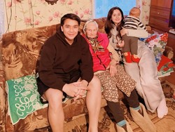Perasaan Billy Syahputra Campur Aduk Ajak Anak Ketemu Nenek di Belarus