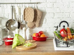 Disebut Bisa Bawa Sial, Ini 5 Barang Dapur yang Wajib Disingkirkan Menurut Feng Shui