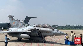 Prabowo Serahkan 6 Jet Tempur Rafale dan Alutsista Baru ke TNI AU