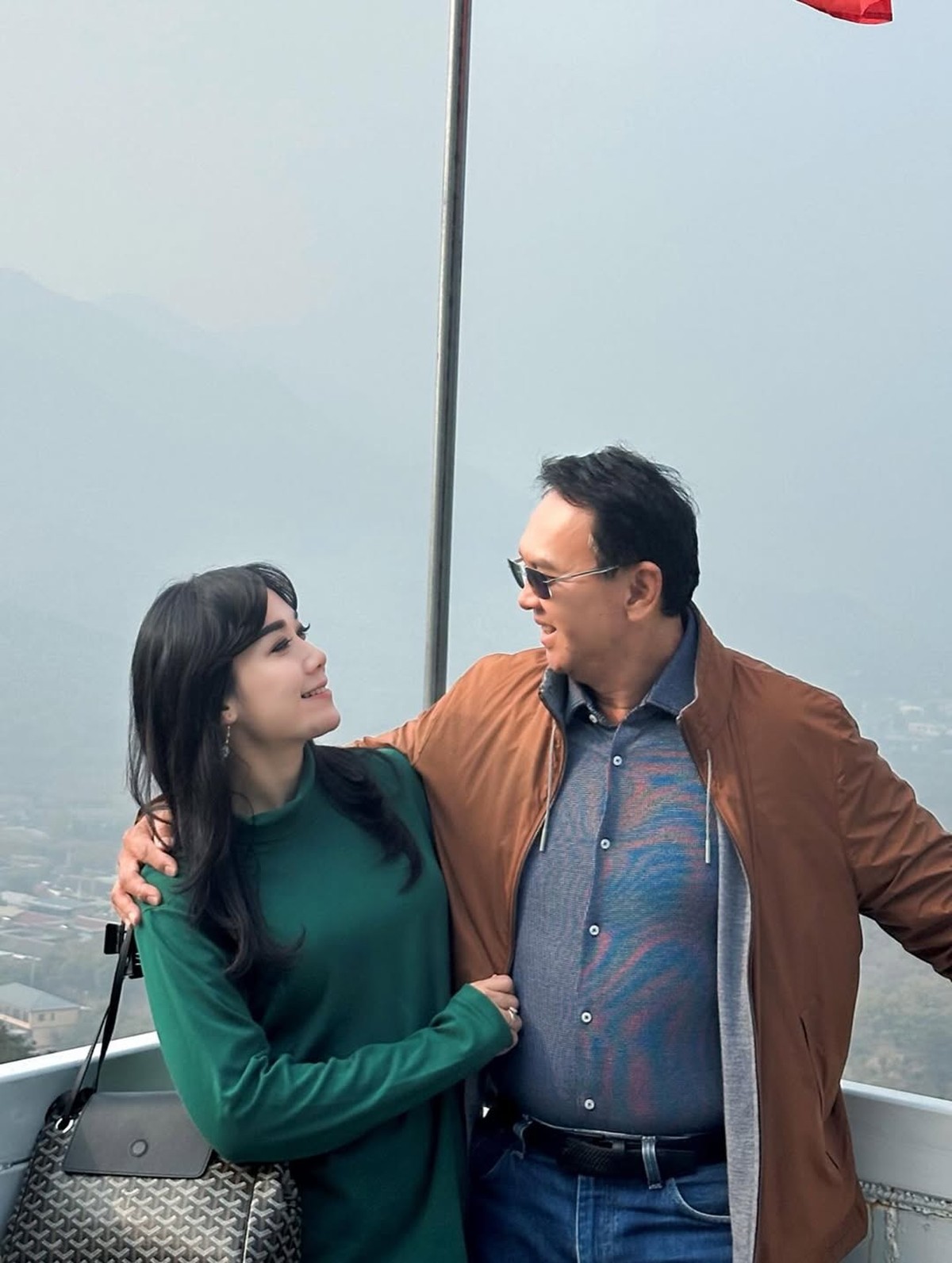 Ahok Rayakan Ultah Puput Nastiti Devi