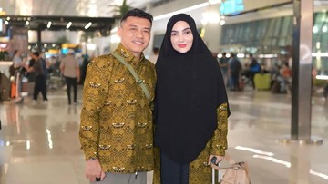 8 Tahun Menanti, 9 Potret Tangis Ashanty dan Anang di Walimatussafar Jelang Haji