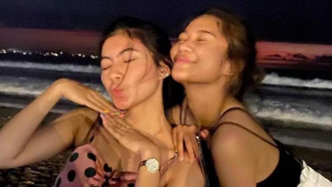 Eks Istri-Pacar Baru Pratama Arhan Satu Circle, 10 Potret Persahabatan Azizah Salsha dan Inka