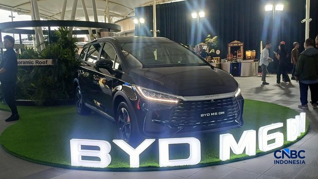 BYD Keluarkan Senjata Baru Calon 'Pembunuh' MPV Hybrid Jepang di RI
