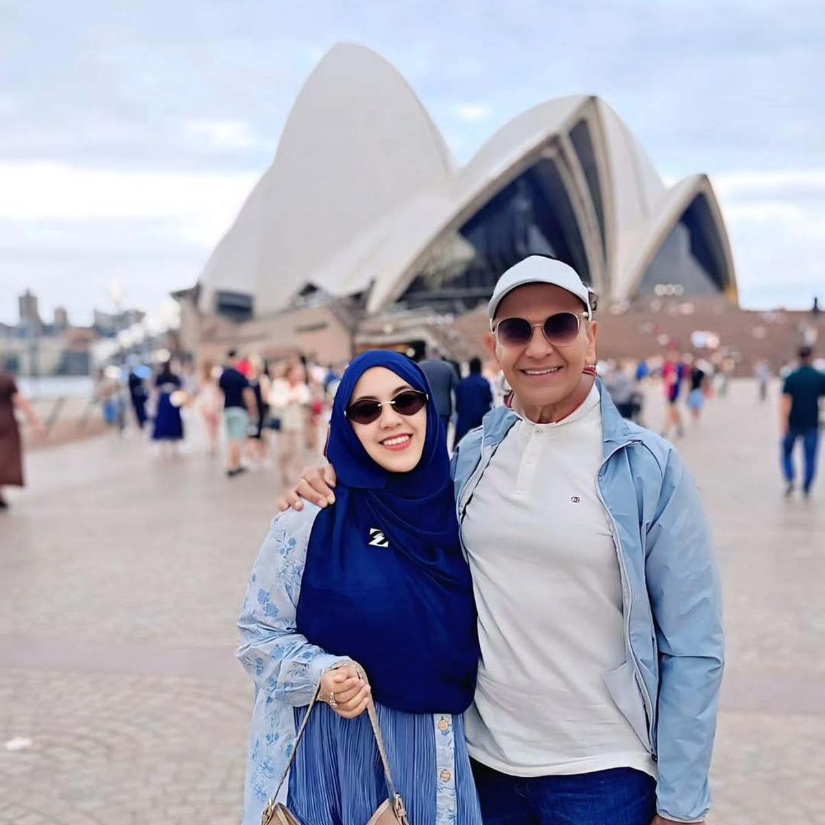 Kabar Baru Mark Sungkar Ayah Shireen&comma; Hidup Bahagia Jadi Petani Bareng Istri Daun Muda