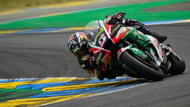 Pemulihan cedera lutut Johann Zarco akibat kecelakaan dalam MotoGP Catalunya 2026 di Sirkuit Catalunya, akhir pekan lalu, membutuhkan waktu lebih lama.